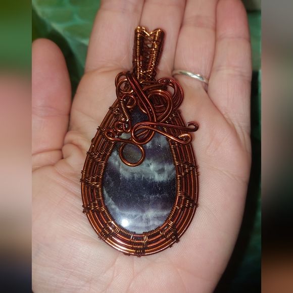Wire Wrapped Chevron Amethyst Pendant - Picture 4 of 4